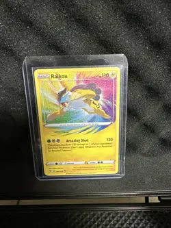 Raikou 050/185 Swsh04: Vivid Voltage Amazing Rare Holo - Pokemon TCG Card [NM] - Image 1