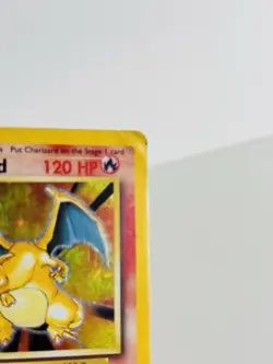Pokemon TCG Charizard Base Set 4/102 Holo Unlimited Holo Rare - Image 3