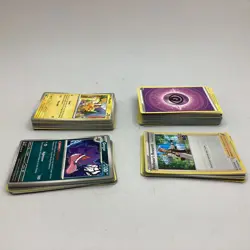 Mixed Bulk Collection of 100+ Pokemon Trading Cards Bundle (14D) MO#8771 - Image 5