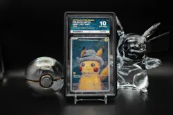 Pokemon TCG丨2023 BLACK STAR PROMO PIKACHU WITH GREY FELT HAT #085/SVP ACE 10 - Image 1