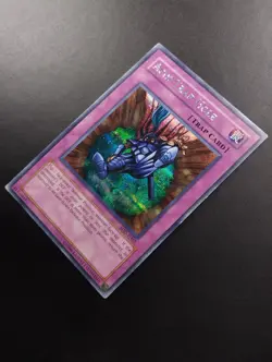 YUGIOH 2003 | ACID TRAP HOLE | SDD-E002 | PRISMATIC SCR | PROMO | EXCELLENT (LP) - Image 3