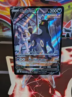 Umbreon v TG22/TG30 Swsh09 Trainer Gallery Ultra Rare Holo Card Brilliant Stars - Image 1