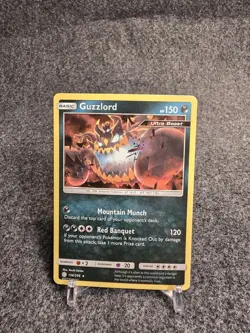 Pokemon TCG Guzzlord SM Cosmic Eclipse 136/236 Lightly Played Holofoil - Image 1