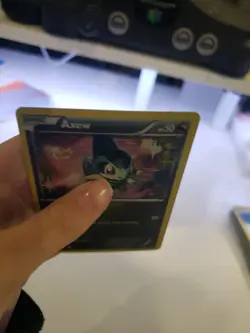 Axew (13) Holo Rare Dragon Vault 13/20 LP Pokemon - Image 4