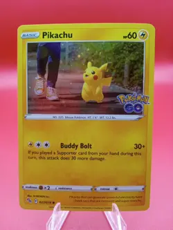 2022 Pokemon Go Promo Pikachu #027 VLP HOLO SWIRL - Image 1