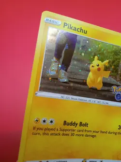 2022 Pokemon Go Promo Pikachu #027 VLP HOLO SWIRL - Image 5