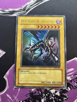 Yugioh Red-Eyes B. Dragon SDJ-001 Ultra Rare Unlimited HP Foil Bleed - Image 3
