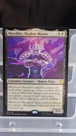 Shredder, Shadow Master (Surge Foil) Commander: Teenage Mutant Ninja Turtles... - Image 1