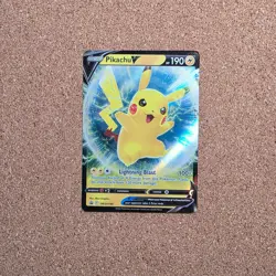 Pikachu V SWSH198 Ultra Rare Holo Black Star Promo Pokemon TCG *B1 - Image 1