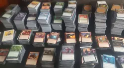 Magic: The Gathering Mixed Card Lot Assorted Standard Size Cards - Image 1