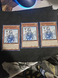 3 x Priestess With Eyes of Blue - LDS2-EN007 - Common - 1st Ed - Yugioh Cards - Image 1