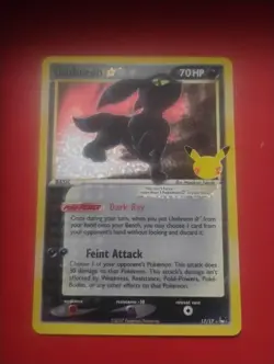 Pokemon TCG Umbreon Gold Star 17/17 Celebrations Holo Card Classic Collection - Image 1