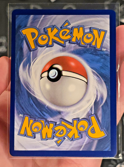 Celebi 009/185 Amazing Rare - Pokemon Sword & Shield: Vivid Voltage Holo - NM - Image 3