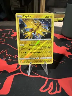 Zapdos Reverse Holofoil #24/68 Holo Rare Pokemon Hidden Fates NM - Image 1