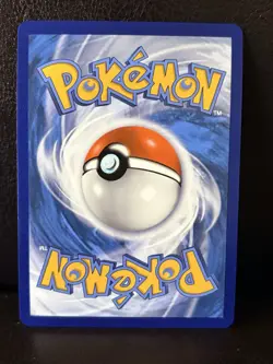 Mew 25/25 Pokemon TCG SWSH Celebrations 25th Anniversary Gold Holo Rare - Image 3