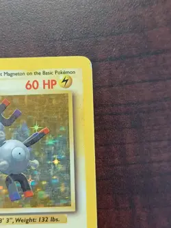 Pokemon TCG Magneton Base Set 9/102 Holo Unlimited Holo Rare - Image 2