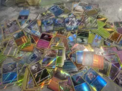Pokemon TCG Card Lot - 200 Holos & 1.2k commons and Uncommons - No energies - Image 1