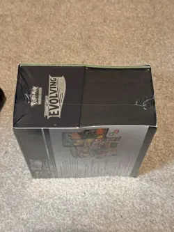 Pokemon Center Evolving Skies Elite Trainer Box ETB | New & Sealed Umbreon - Image 4