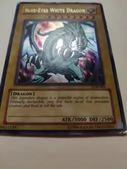 Blue Eyes White Dragon LOB-001 Yugioh Ultra Rare Unlimited MP - Image 3