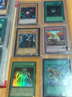 Yu-Gi-Oh! Binder Collection Lot Cards, HOLO, RARE, FOIL, VINTAGE, 1,100 Card🔥🔥 - Image 3