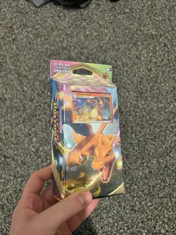 POKEMON CHARIZARD VIVID VOLTAGE THEME DECK - NEW & SEALED TRADING CARDS - Image 1