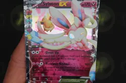Sylveon EX RC21/RC32 Generations Radiant Collection Pokemon Card Ultra Rare NM - Image 4
