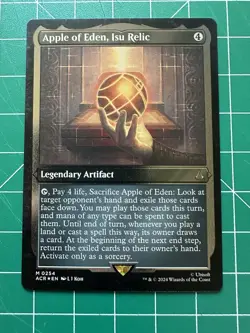 Apple of Eden, Isu Relic (Foil Etched) Universes Beyond: Assassin's Creed Foil - Image 1