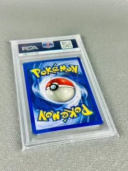 Carta Pokemon Holo Azumarill 2/111 PSA 8 NM-MT Neo Genesis - Image 3