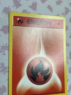 Fire Energy 098/102 Base Set 1 st edition shadowless pokemon - Image 3