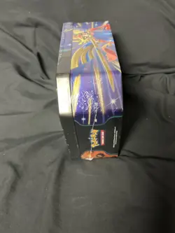 POKEMON TCG Slashing Legends Zacian EX Tin factory sealed - Image 4
