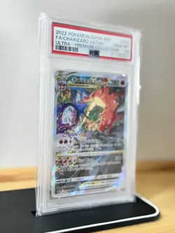 2022 Pokemon Charizard VSTAR SWSH 262 Promo PSA 10 Gem Mint and Pokeball Display - Image 3