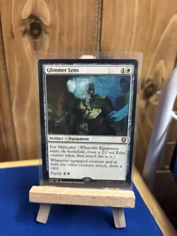Glimmer Lens Commander: Phyrexia: All Will Be One Regular - Image 1
