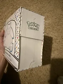 Pokemon Scarlet & Violet 151 POKEMON CENTER Elite Trainer Box - SEALED - Image 3
