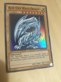 Yu-Gi-Oh! TCG Blue-Eyes White Dragon Light DPKB-EN001 1996 Ultra Rare Halo - Image 1