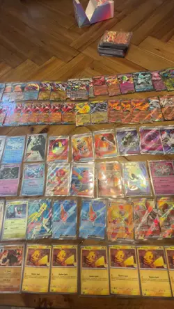 Pokemon- TCG Trading Cards lot - Image 1
