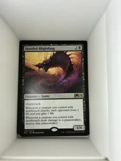 MTG Magic the Gathering Hooded Blightfang (104/470) Core Set 2021. A12 - Image 1