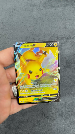 Pikachu V 043/185 Vivid Voltage- NM Ultra Rare Full Art Pokemon TCG Card - Image 2