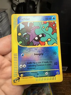 Pokemon Shellder 129/165 Expedition Base Set Reverse Holo - Image 1