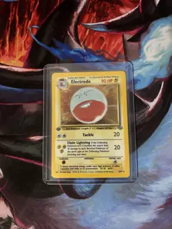 Pokemon TCG Electrode Base Jungle Holo Card 2/64 Unlimited Rare First Edition - Image 1