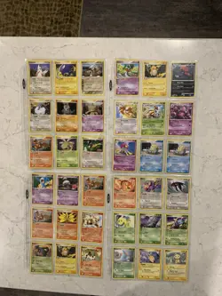 Non Holo Pokemon Bulk Lot of 600+ Cards Vintage 1998-2008 - Image 4
