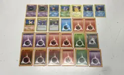 1999 Pokemon Base Set Unlimited Non Holo Trading Card Bundle (Set Of 25) - Image 1