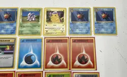 1999 Pokemon Base Set Unlimited Non Holo Trading Card Bundle (Set Of 25) - Image 3