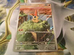 Victini 208 Illustration Rare SVP Black Star Promo English Pokemon tcg - Image 1