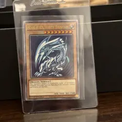 *** BLUE-EYES WHITE DRAGON *** QUARTER CENTURY SECRET RARE MP24-EN001 YUGIOH! - Image 1