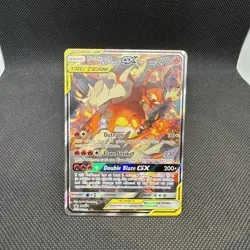 Pokemon 2019 Tag Team Reshiram & Charizard GX SM201 Sm Holo MP - Image 1