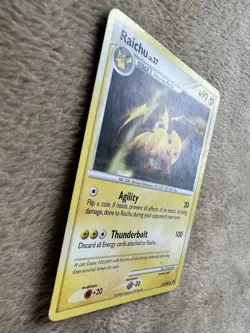 2008 Pokemon TCG Majestic Dawn Raichu Lv.37 Hp 90 Non Holo Card 45/100 LP/MP - Image 4