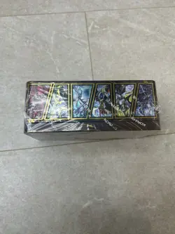 YuGiOh Dueling Heroes Tin. 25th Anniversary Mega Tin. Brand New & Sealed - Image 4