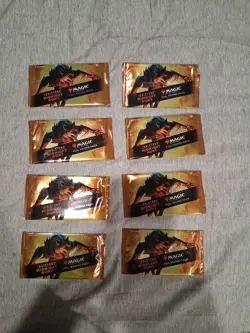 Innistrad Midnight Hunt Foil Promo Pack X8 - Image 1