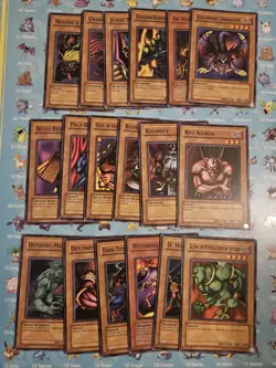 Yugioh TCG Starter Deck Kaiba (SDK) Unlimited 33 Card Lot - Image 1