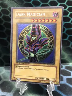 Dark Magician - FL1-EN002 - Secret Rare- Yu-Gi-Oh YGO Card - LP - Image 2